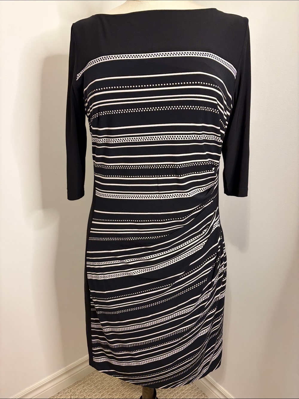 CHAPS Black White Graphic Stripe Ruched Side Midi Dress SIZE LARGE